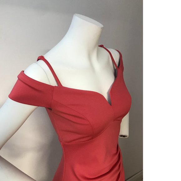 Le Chateau Small Corral Salmon Pink Peach Cold Shoulder Formal Dress NWT - Picture 4 of 8